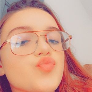 Meet your Posher, Kaylee